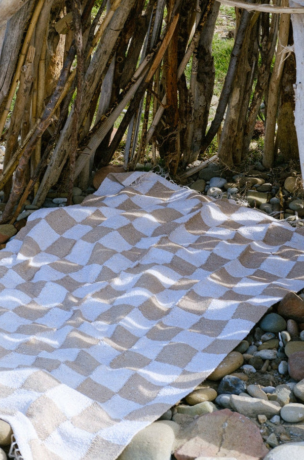 Tan Checkered Blanket (2-Pack) Bundle