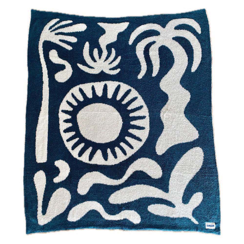 PREORDER: Paradise Plush Throw - Pacific Blue