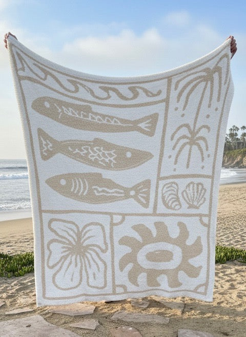 Beachcomber Plush Throw - Sand