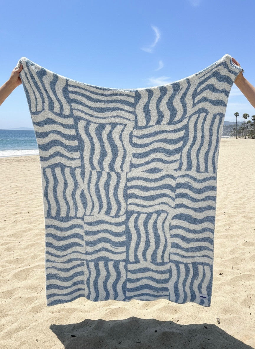 Shoreline Plush Throw - Slate Blue