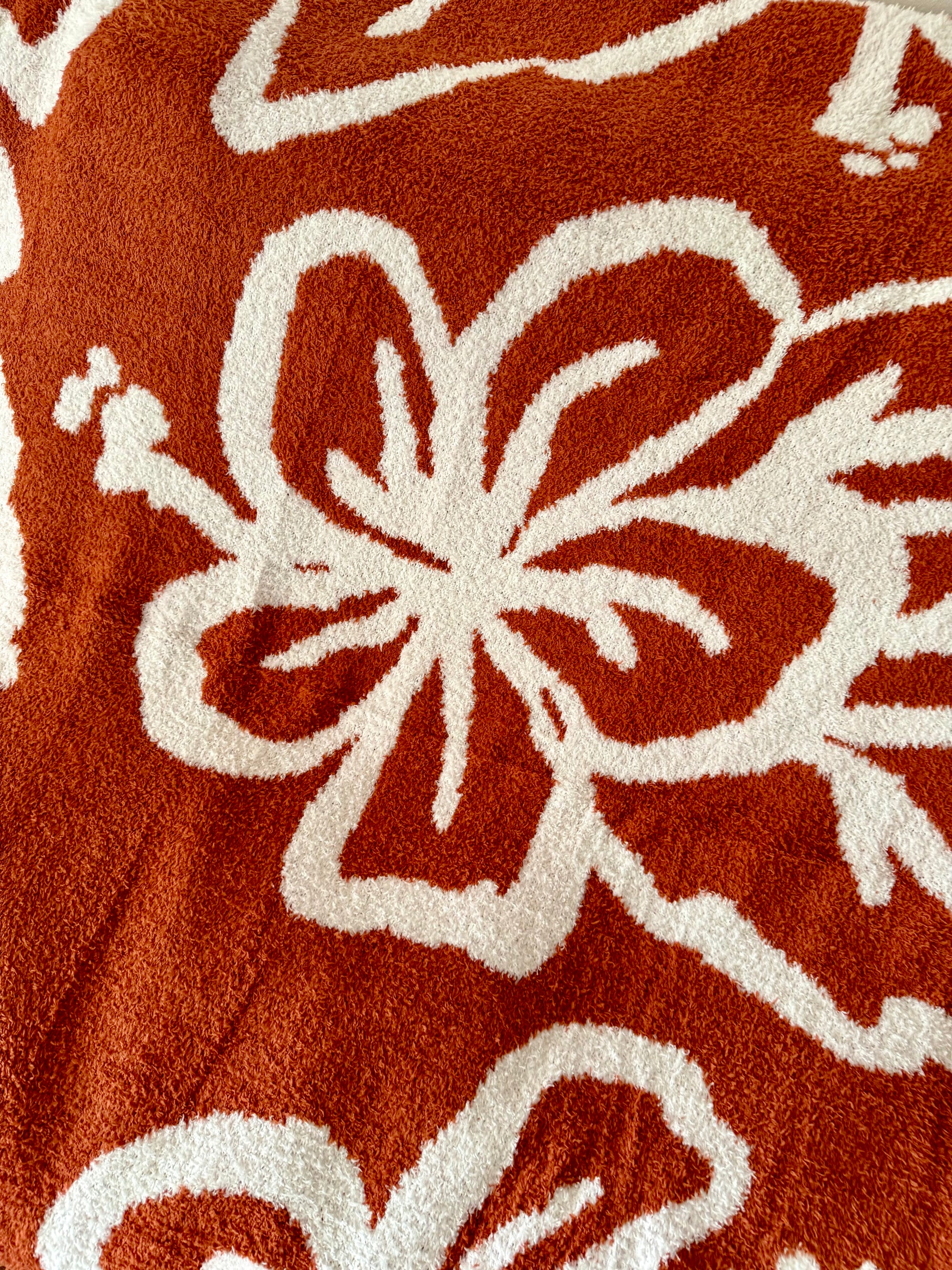 Hibiscus Plush Throw - Rusted Rose