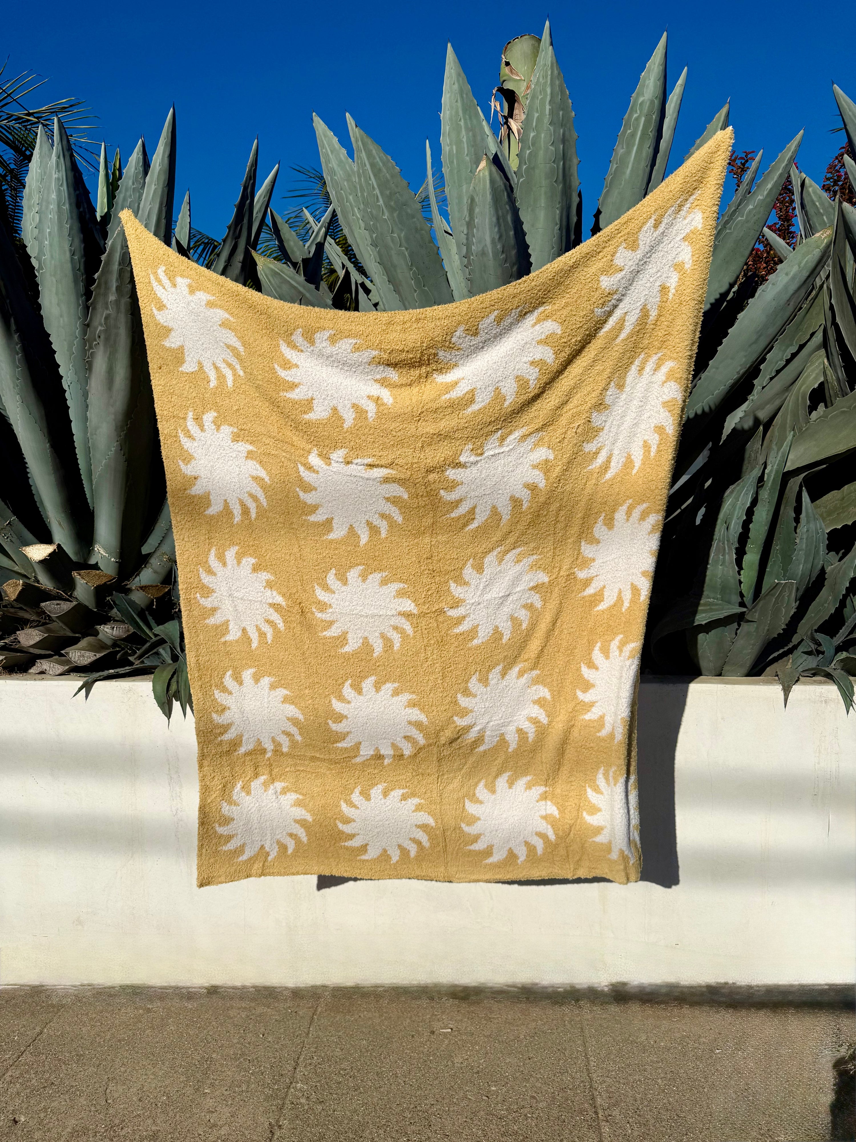 Sun Plush Throw - Marigold