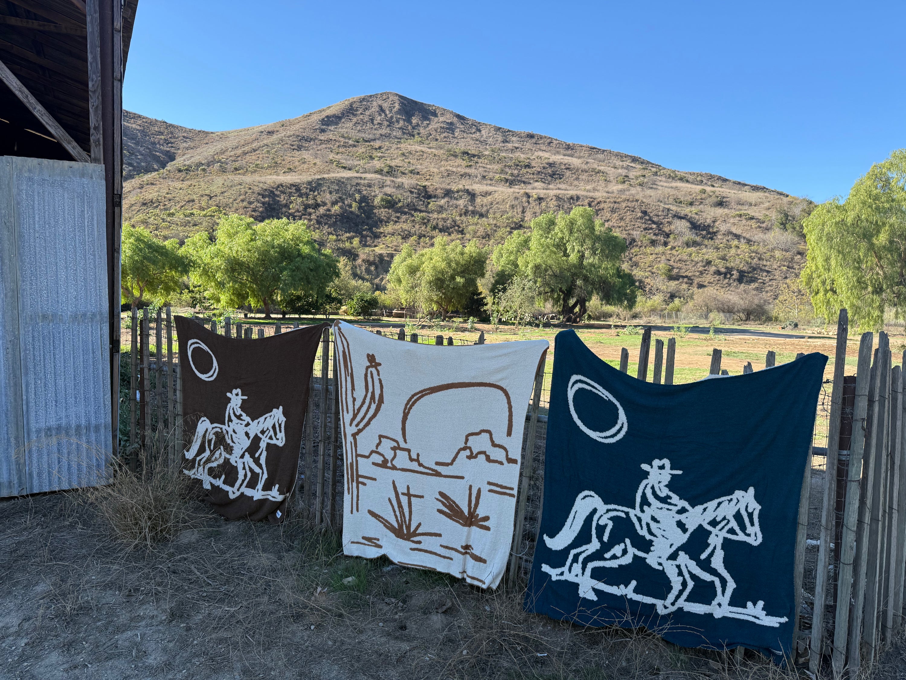 Drifter Plush Throw - Leather Brown