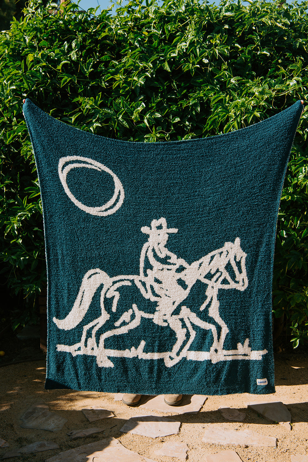 Drifter Plush Throw - Malibu Blue