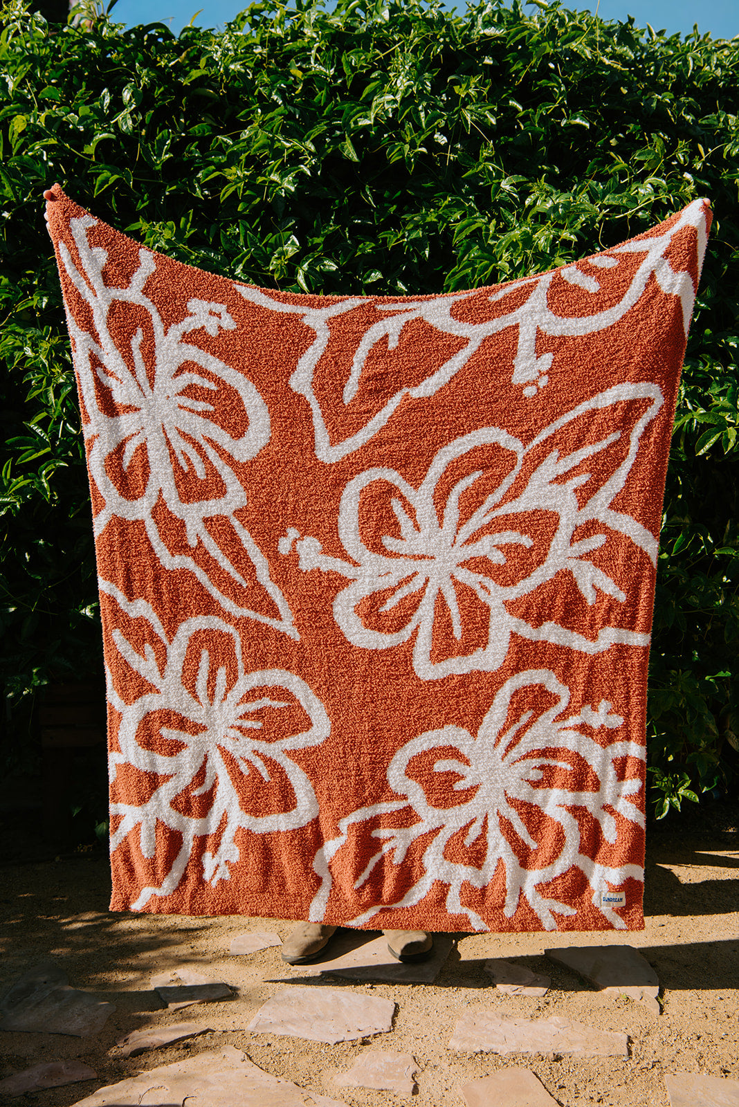 Hibiscus Plush Throw - Rusted Rose