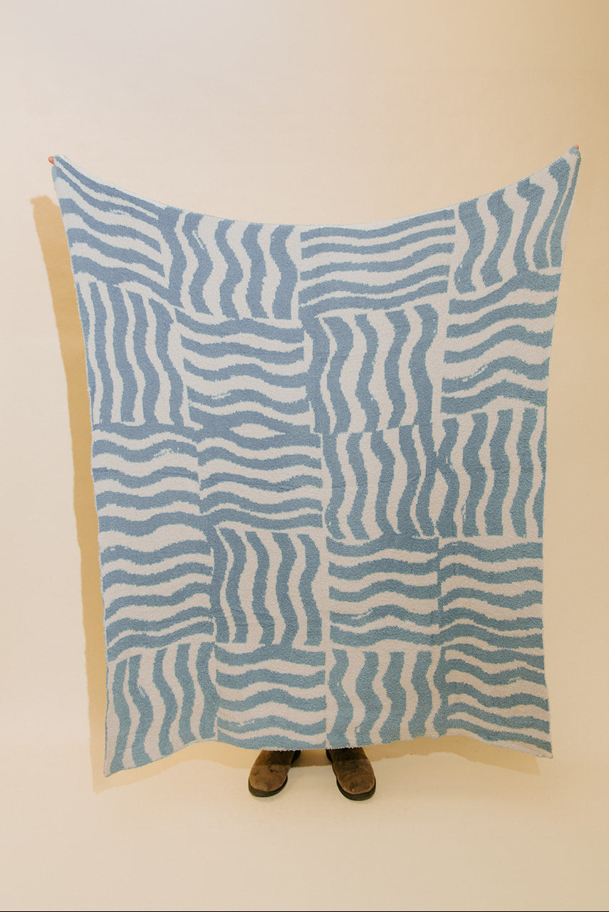 Shoreline Plush Throw - Slate Blue