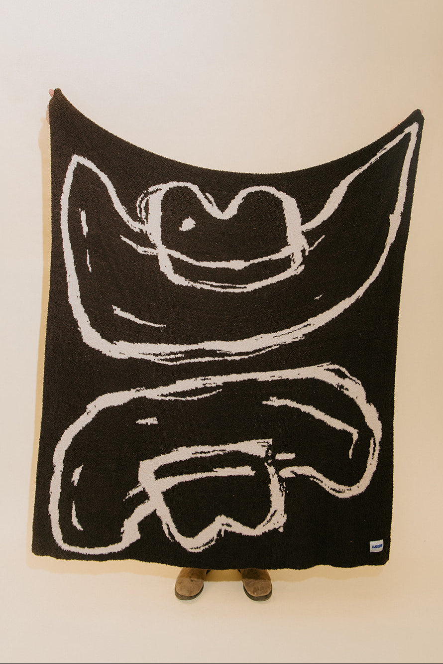 Howdy Plush Throw - Chocolate Brown