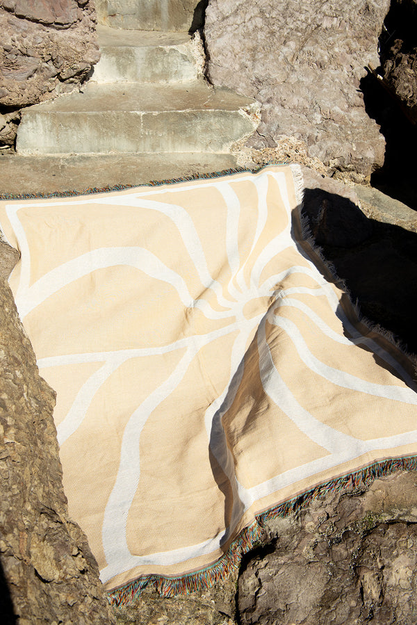 Horizon Heritage Woven Throw - Sand