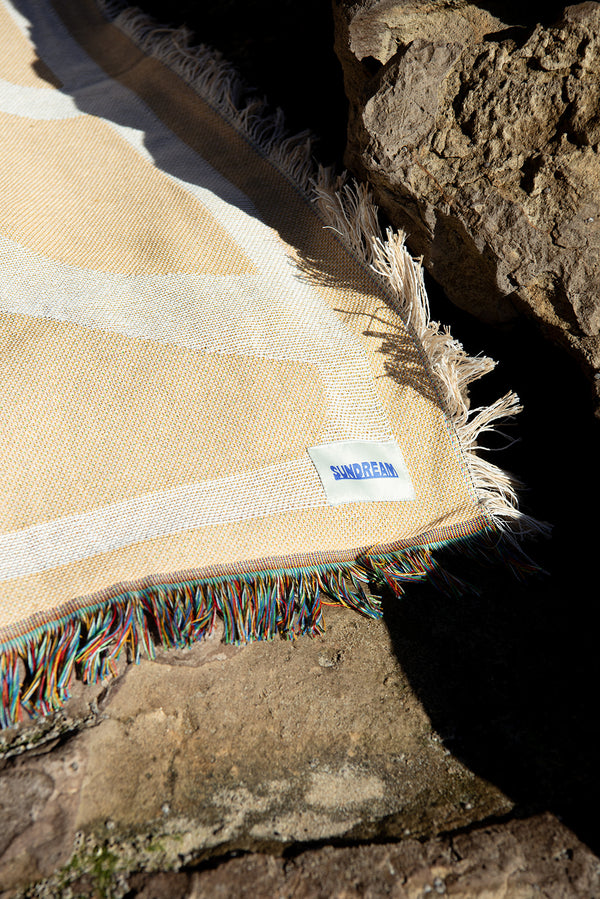 Horizon Heritage Woven Throw - Sand